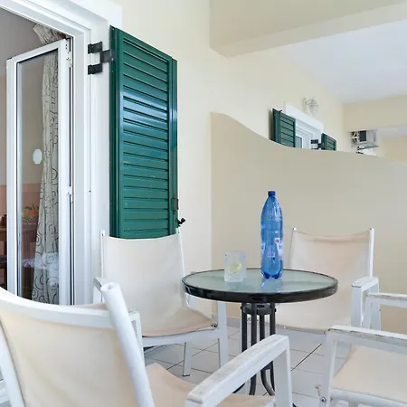 Sandy Maria 502 Apartment